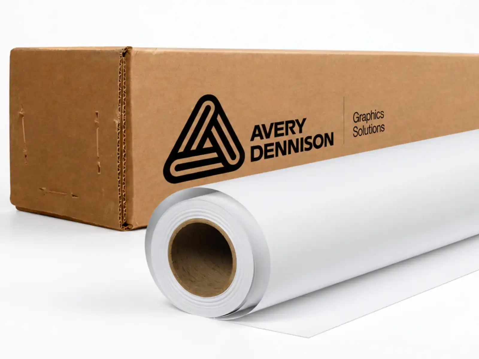 Rollo de lámina blanca junto a una caja de Avery Dennison