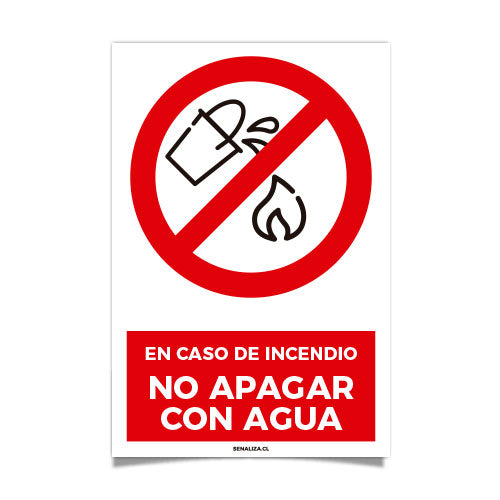 En Caso de Incendio no Apagar con Agua