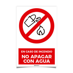 En Caso de Incendio no Apagar con Agua
